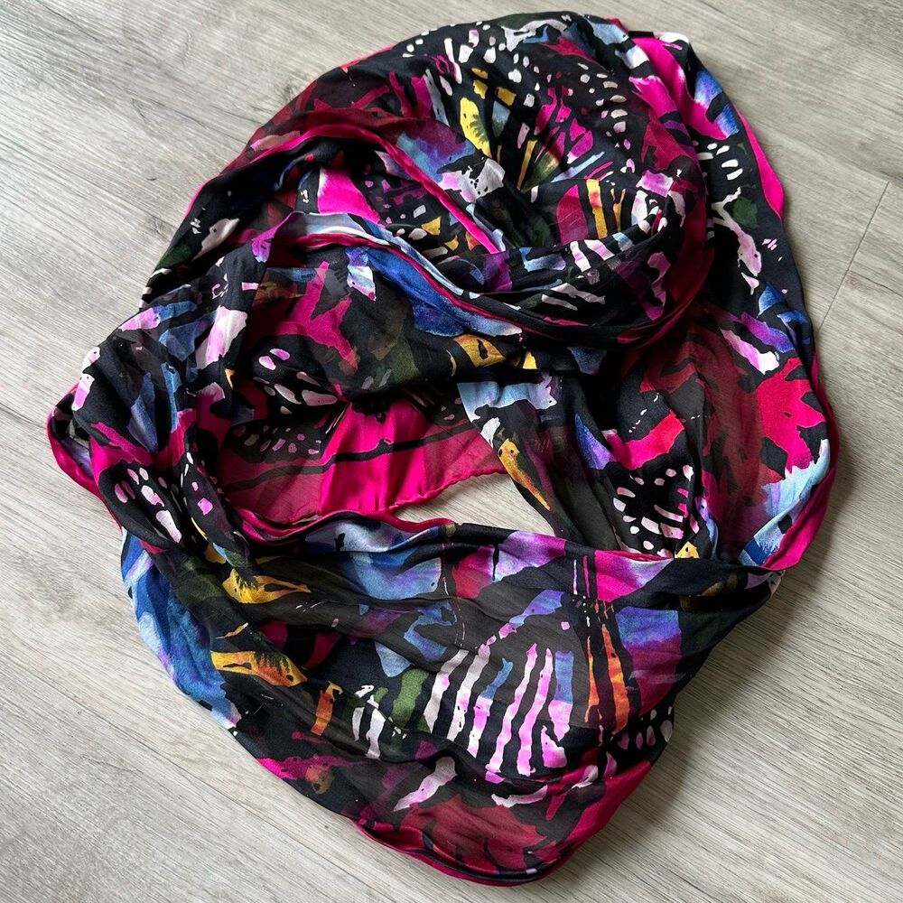 Vintage Bill Blass 100% Silk Scarf Butterfly Basha Scarves Fuschia Pink Monarch - Picture 2 of 7